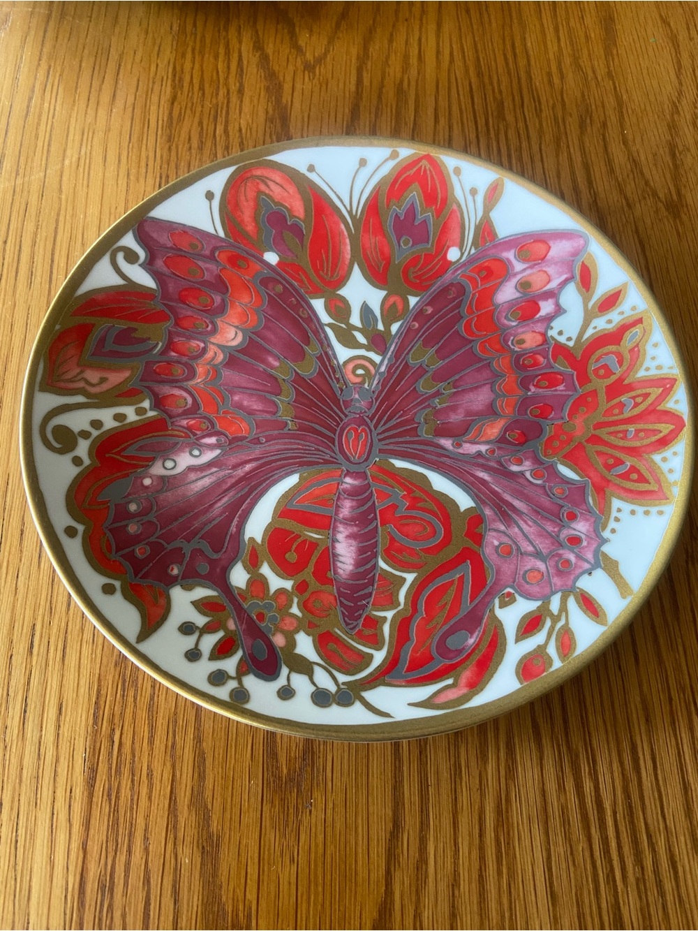 1 Pottery Barn Art Nouveau Butterfly Salad Plate